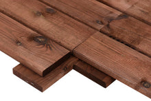 Cargar imagen en el visor de la galería, Baldosa de madera de pino tintada 52x52 cm y 38 mm (1und)